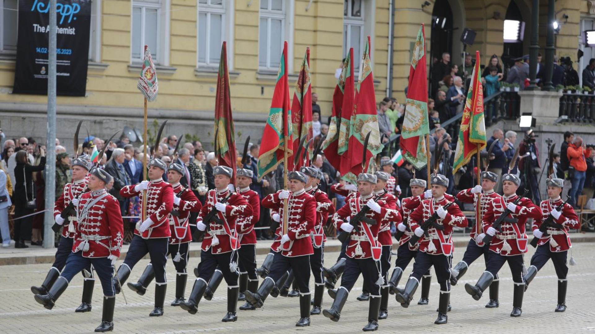 1920 1080 voenen parad za 6 maj[1]