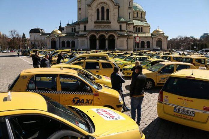 protest taxi1