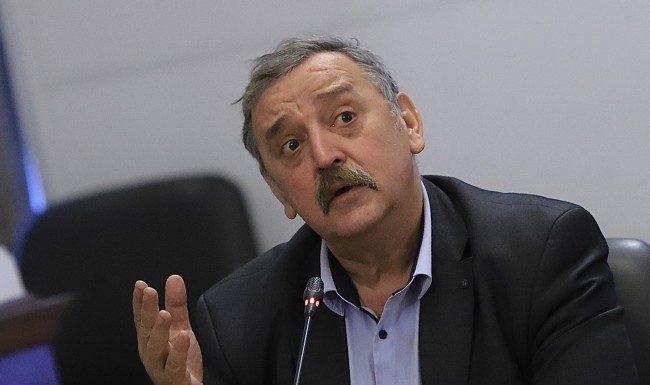 Кантарджиев :Грипът вече се разпространява! Яжте : кисело зеле, туршии, сирене и колбаси! 0000550675 article21