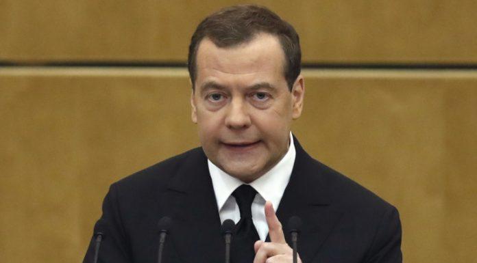 Медведев със заплаха към Европа след удара в Румъния: Спокойният ви сън свърши – това е само началото! 768x4321 1