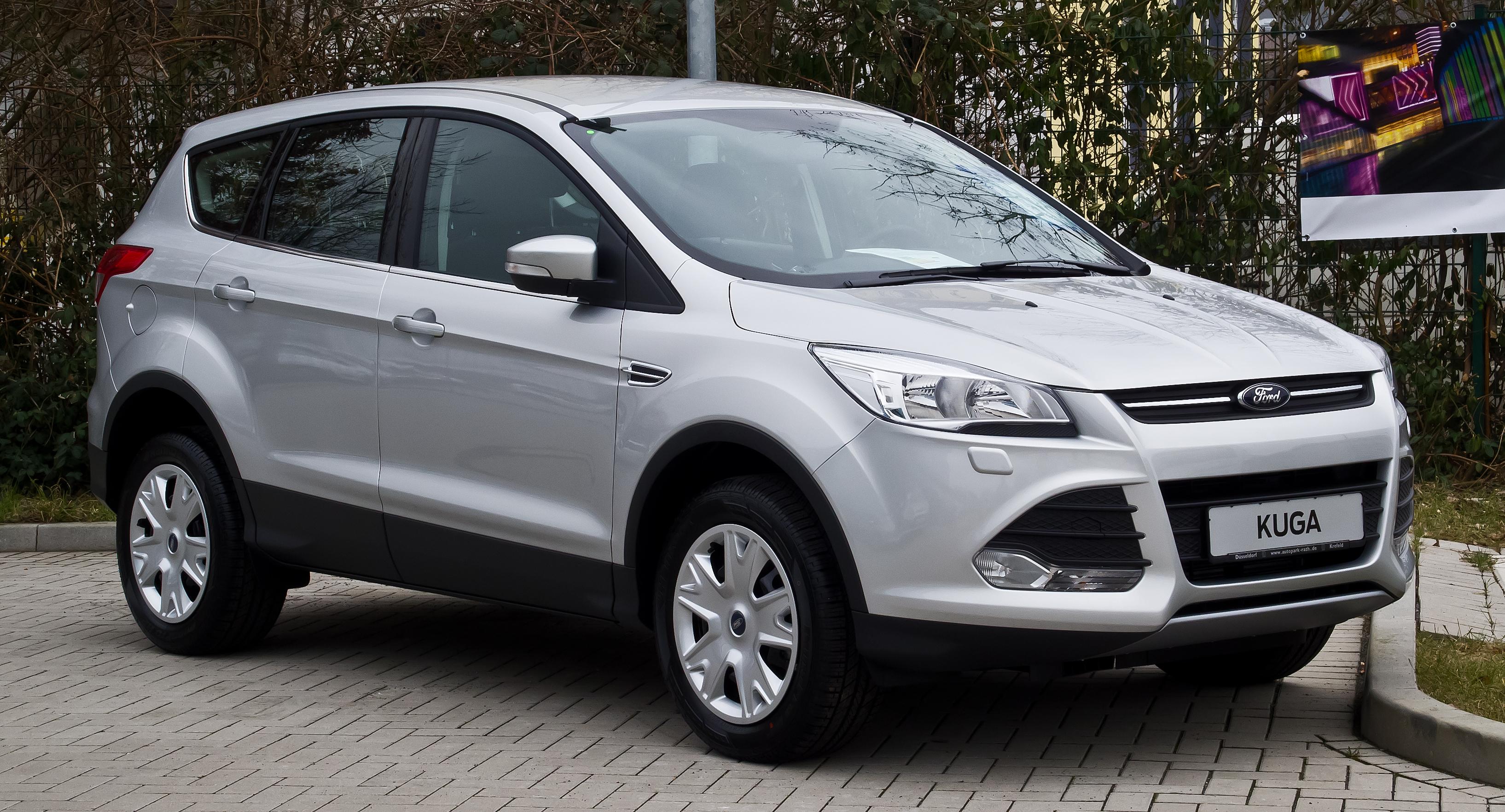 Ford Kuga 1 6 EcoBoost 2x4 Trend (II) – Frontansicht, 3 März 2013, Düsseldorf[1]