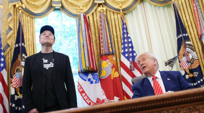 САЩ разформироваха DOGE преди края на мандата му! President Trump Holds Press Conference With Elon Musk in White House's Oval Office