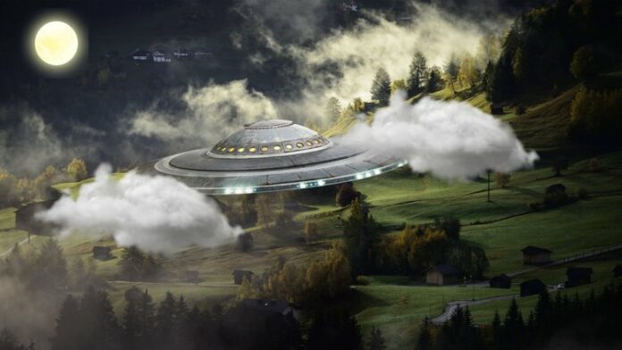 8b102f1a2a6a5ad73f6c8448574c7827 ufo 5154710 1280 3[1]