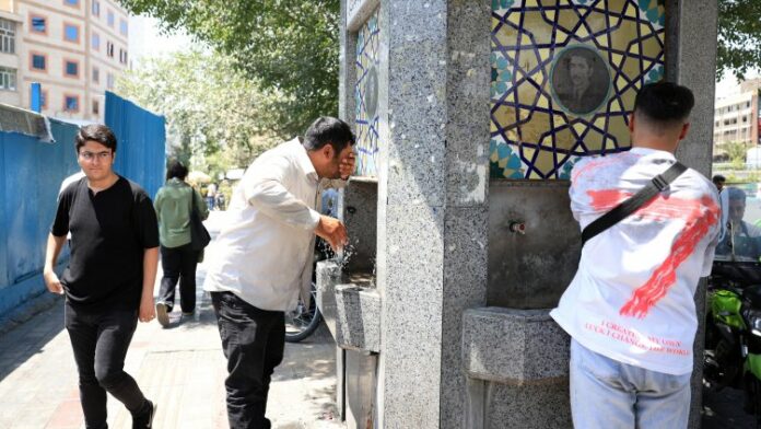 94dcd5928172892f2dcd3b9af20bedb4 iran[1]