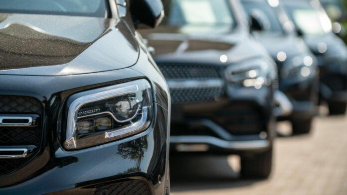 Mercedes SUVs at a car dealership on the outskirts of Hamburg