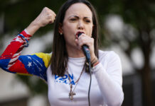 Венецуелският опозиционен лидер Мария Корина Мачадо спечели Нобела за мир! Чакаме 200% мита за Венецуела!!! Venezuelan Opposition Leader Machado Is Intercepted After Joining Anti government Protest