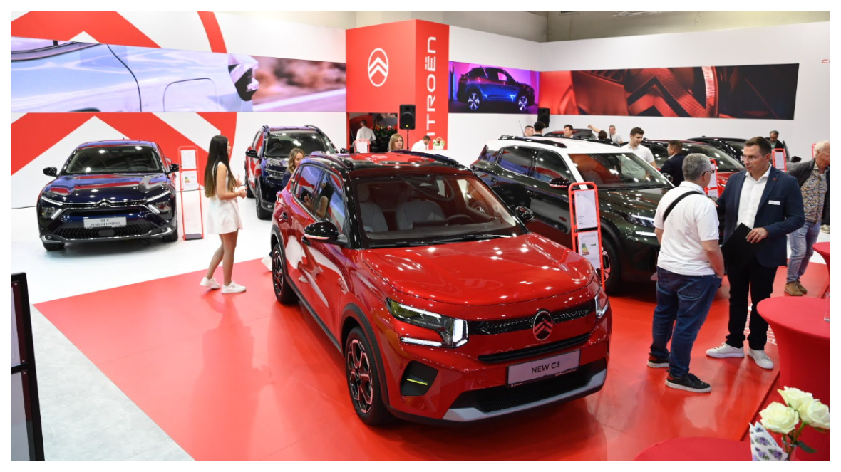 1180 663 citroen avtomobilen salon sofiia[1]