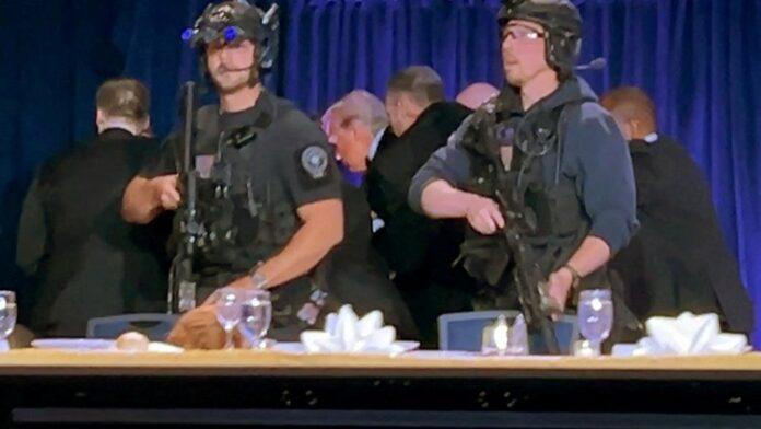 f27d24b71d8e0e2f51ecdccdf0d76e93 2026 04 26t043810z 338018300 rc2kwkamvoos rtrmadp 3 usa trump dinner[1]