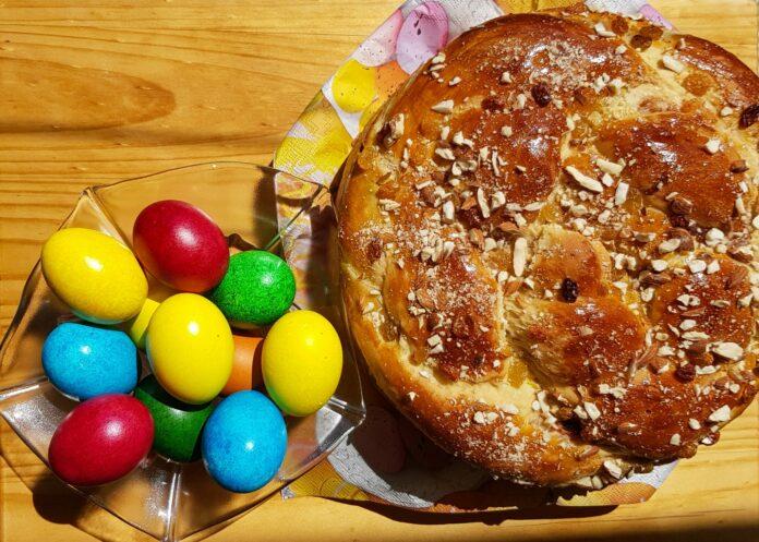 velikdenski kozunak qica 2048x1461[1]