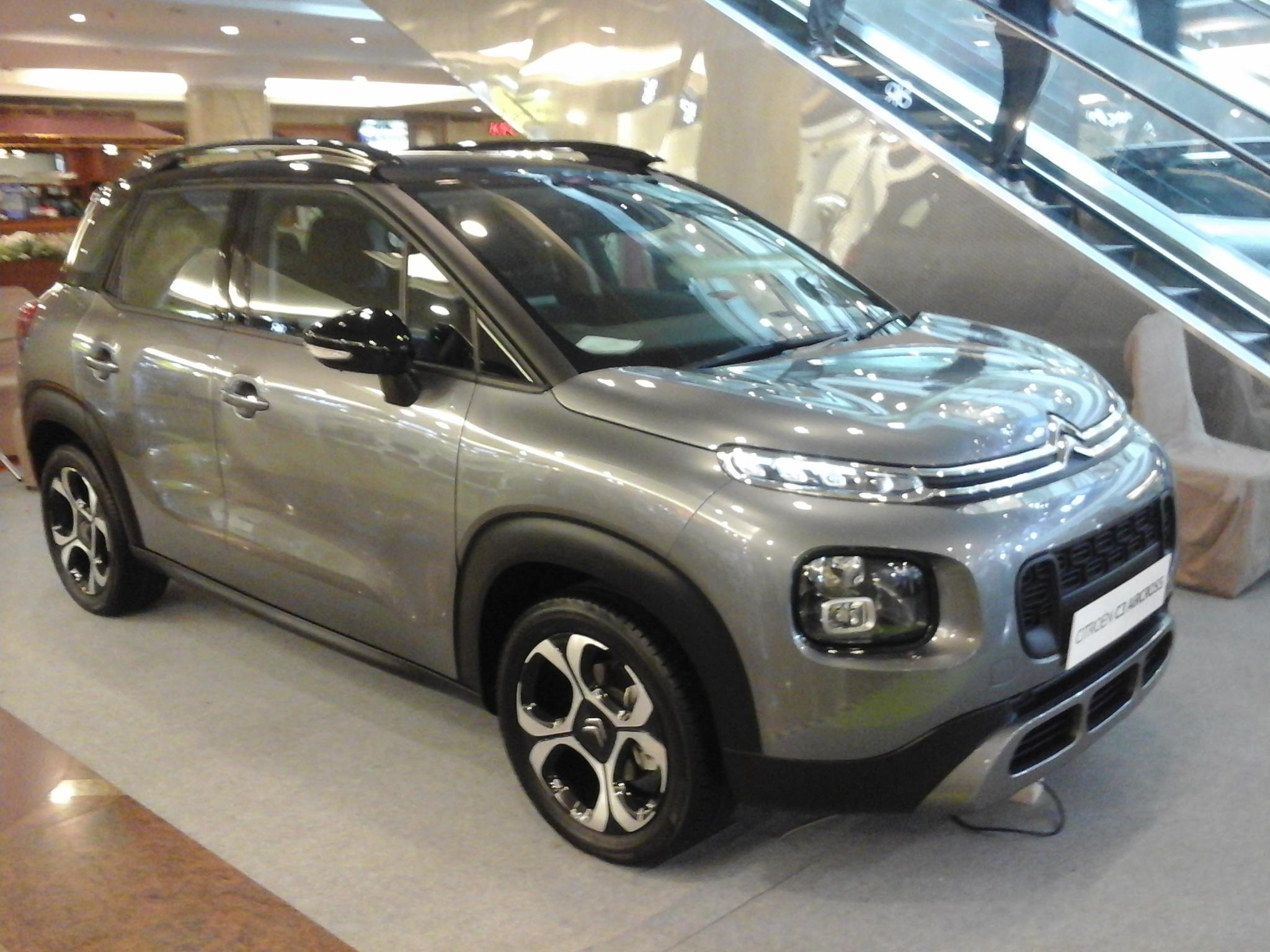 2020 Citroën C3 AIRCROSS front view in Brunei[1]